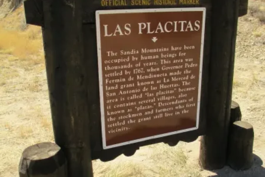 The Double Life of Las Acequias de Placitas